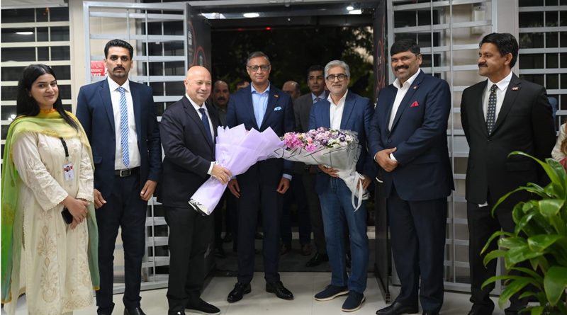 Veon CEO lauds Mobilink Bank's 35% green energy transition