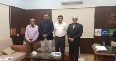 Miftah Ismail Meets Media Representatives in Karachi